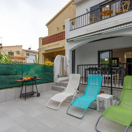 Milenial Immo Triangle - House With Barbecue And Swimming Pool *