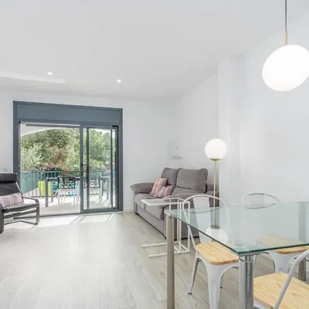 Casa vacanze Milenial Immo Triangle - House With Barbecue And Swimming Pool